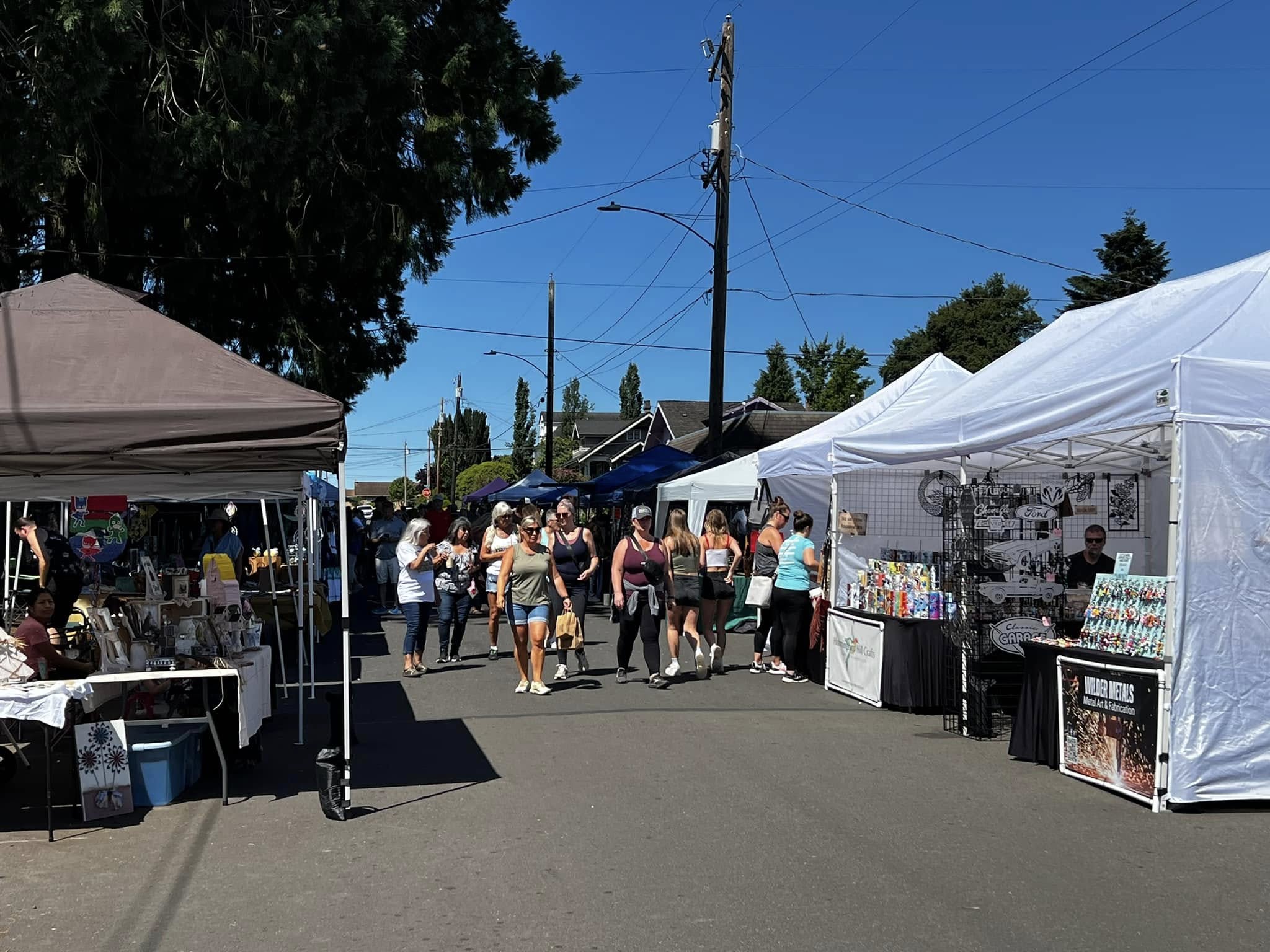 Montesano Saturday Market